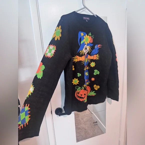 Black Trickz n’ Treatz Dolls Kill Scarecrow Autumn Halloween Harvest Sweater XL - Picture 2 of 7